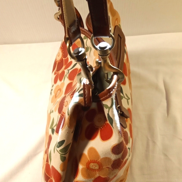 Reversible canvas Tote.. by Rosetti - Picture 4 of 8